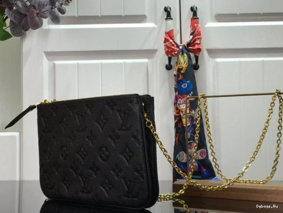 DOUBLE VUITTON ZIP POCHETTE LOUIS 0414